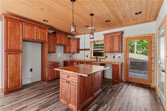28 Francis Way, Dawsonville, GA 30534