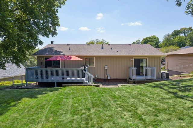 1162 33rd St Court, Moline, IL 61265