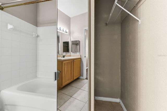 8917 LEE VISTA BOULEVARD 2807, Orlando, FL 32829