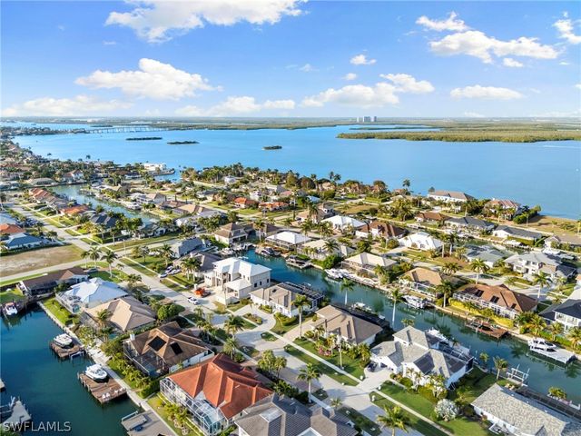 263 Rockhill CT, Marco Island, FL 34145