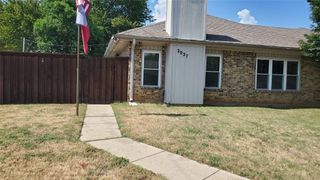 2027 Parkside Court, Grapevine, TX 76051