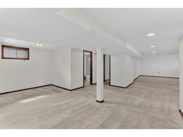 6170 Oneida St, Commerce City, CO 80022