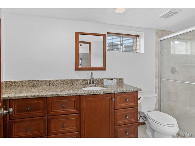 6170 Oneida St, Commerce City, CO 80022