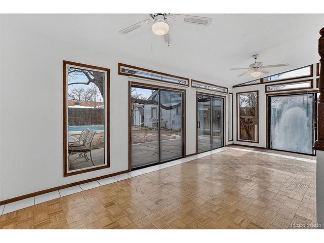 6170 Oneida St, Commerce City, CO 80022