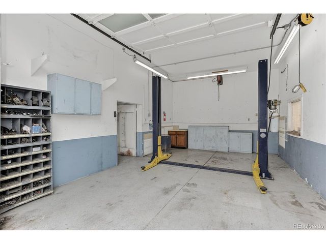 6170 Oneida St, Commerce City, CO 80022