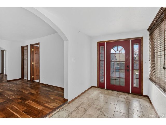 6170 Oneida St, Commerce City, CO 80022