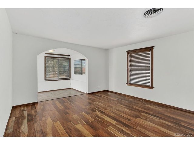 6170 Oneida St, Commerce City, CO 80022