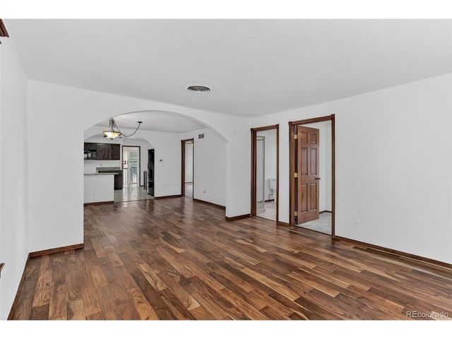 6170 Oneida St, Commerce City, CO 80022