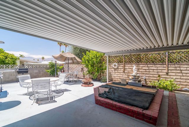 73087 Desert Greens Drive N, Palm Desert, CA 92260