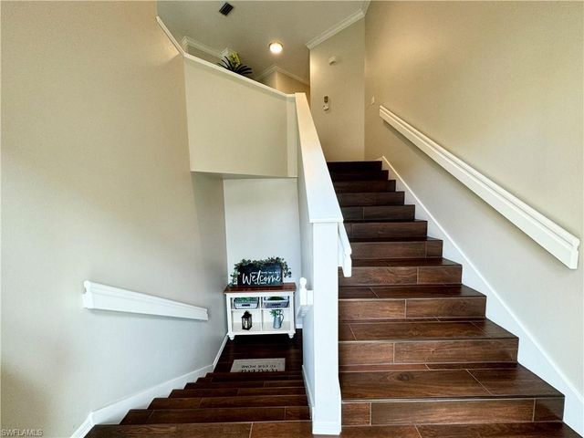 1061 Egrets Walk CIR 201, Naples, FL 34108