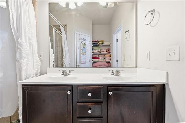 2639 Cooper Brook Drive, Snellville, GA 30078