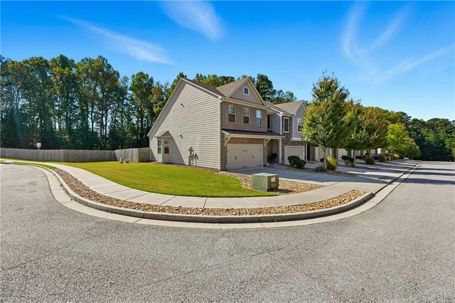 2639 Cooper Brook Drive, Snellville, GA 30078