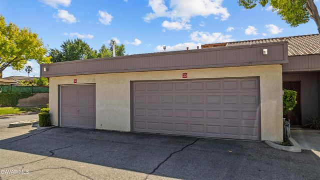 43334 W 32nd Street Unit 34, Lancaster, CA 93536