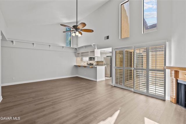 43334 W 32nd Street Unit 34, Lancaster, CA 93536