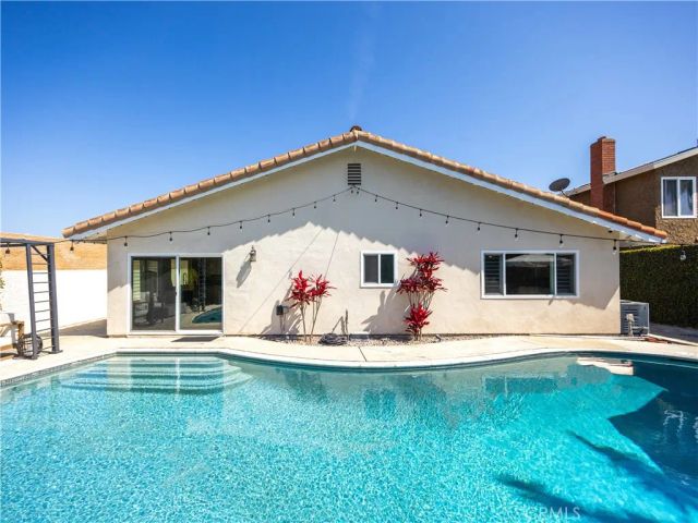 5291 Auburn, Westminster, CA 92683