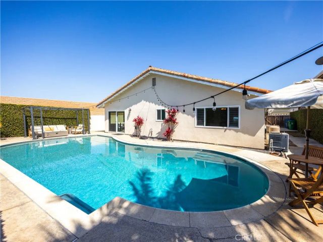 5291 Auburn, Westminster, CA 92683