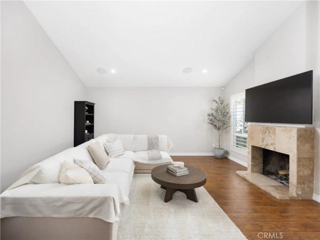 5291 Auburn, Westminster, CA 92683