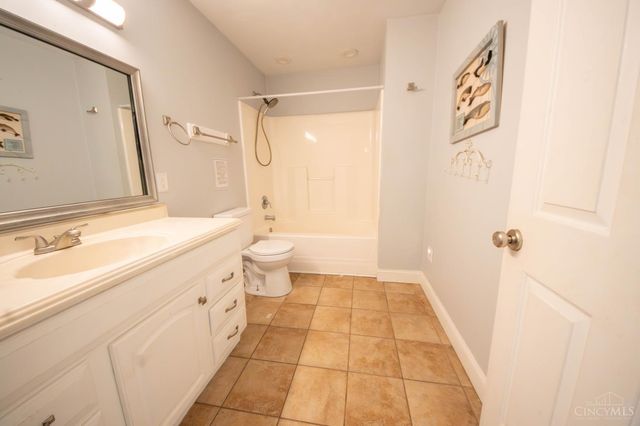 6231 Hunt Road, Wayne Twp, OH 45118