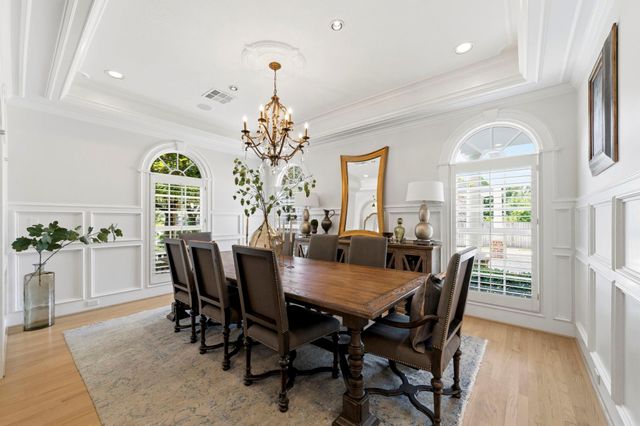 18 Dappled Sun Place, The Woodlands, TX 77381