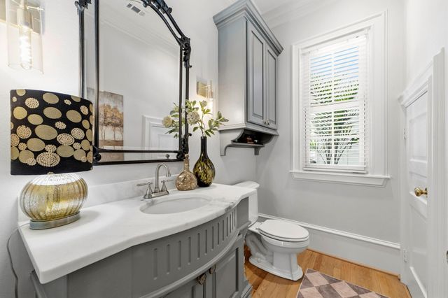 18 Dappled Sun Place, The Woodlands, TX 77381