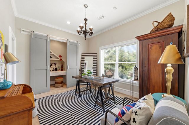 18 Dappled Sun Place, The Woodlands, TX 77381