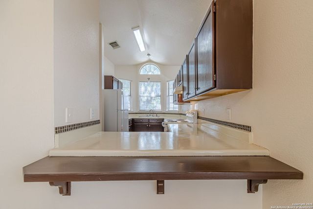 1311 hazelbury, San Antonio, TX 78253