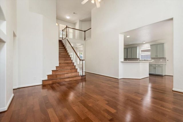 10230 Wildwood Park Lane, Houston, TX 77070