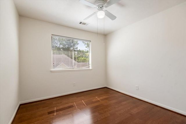 10230 Wildwood Park Lane, Houston, TX 77070