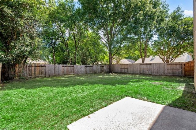 10230 Wildwood Park Lane, Houston, TX 77070