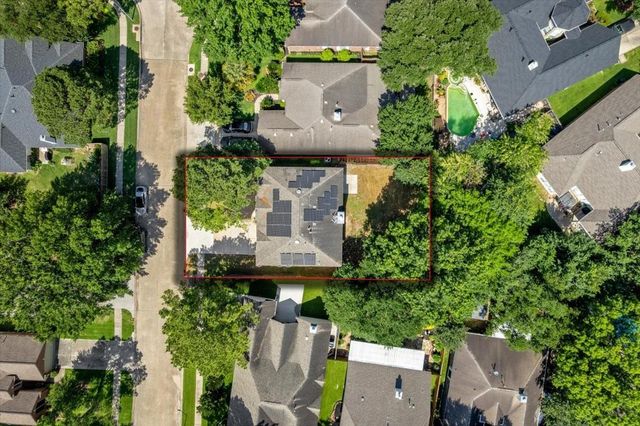 10230 Wildwood Park Lane, Houston, TX 77070