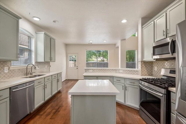 10230 Wildwood Park Lane, Houston, TX 77070