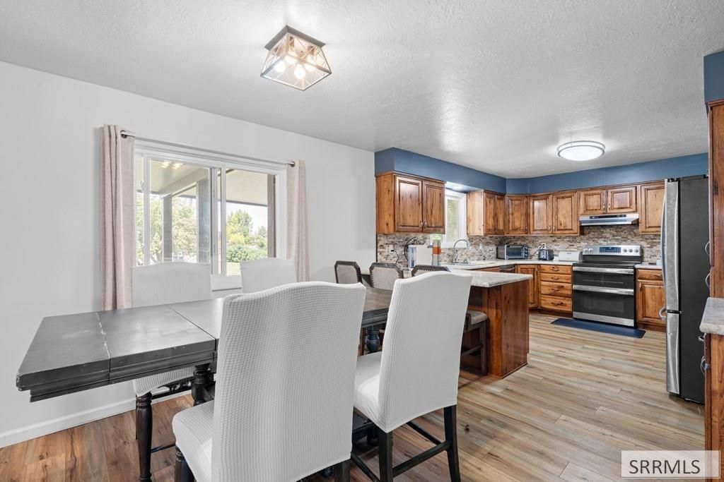 Image 6 of property listing at 1210 W 100 S, Blackfoot, ID 83221