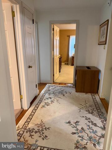 2635 SPRINGFIELD RD, Broomall, PA 19008