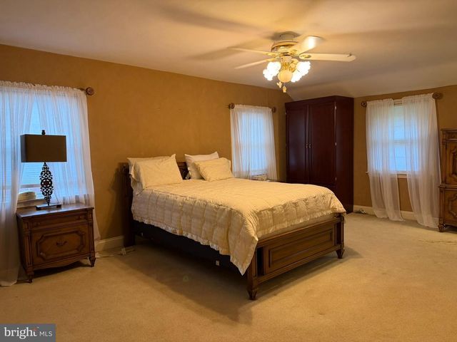 2635 SPRINGFIELD RD, Broomall, PA 19008