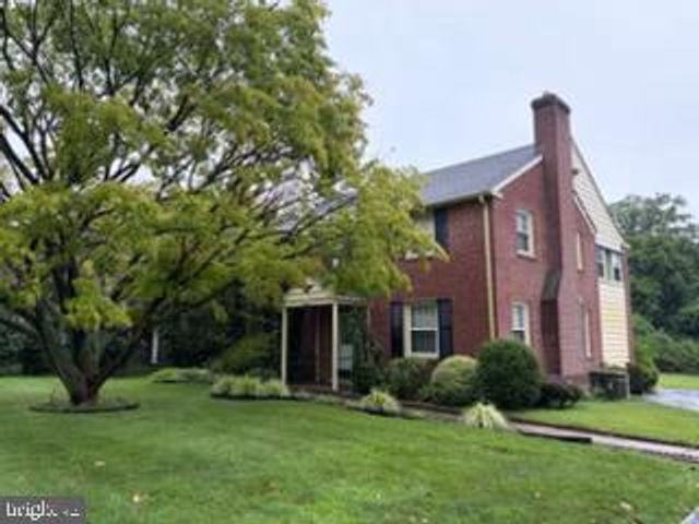 2635 SPRINGFIELD RD, Broomall, PA 19008