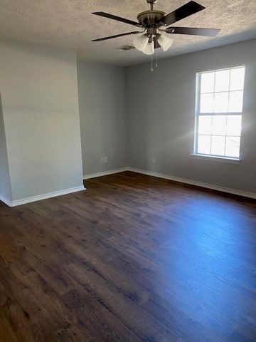 13060 Live Oak Drive, Plantersville, TX 77363