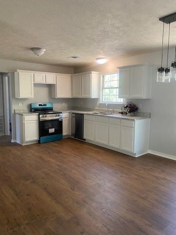 13060 Live Oak Drive, Plantersville, TX 77363