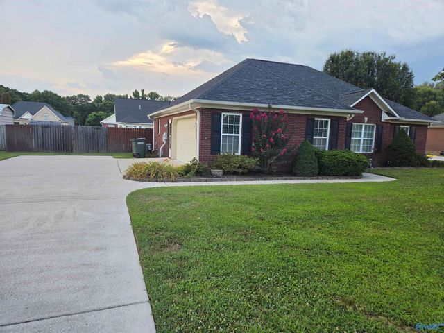 547 Wilson Mann Road, Owens Cross Roads, AL 35763