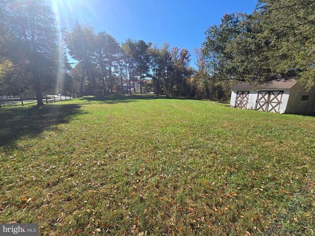 15204 WATER OAK DR, Gaithersburg, MD 20878