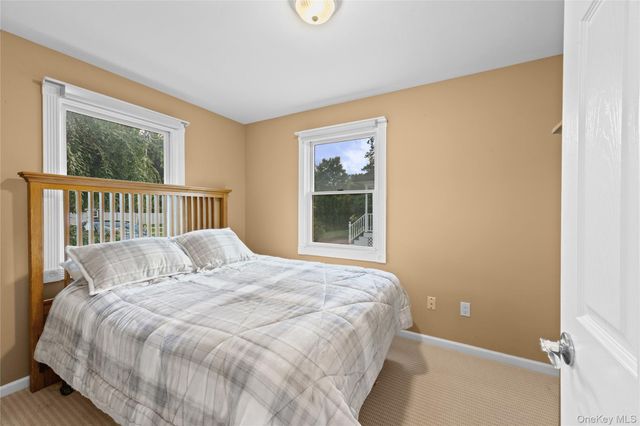 54 Breezy Point Road, Wading River, NY 11792