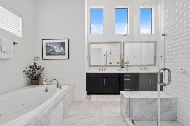 1514 Beall, Houston, TX 77008