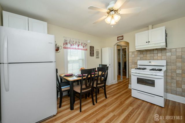 73 Walnut Street, Spotswood, NJ 08884