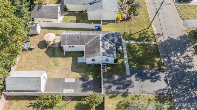 73 Walnut Street, Spotswood, NJ 08884