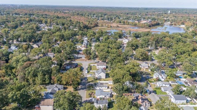 73 Walnut Street, Spotswood, NJ 08884