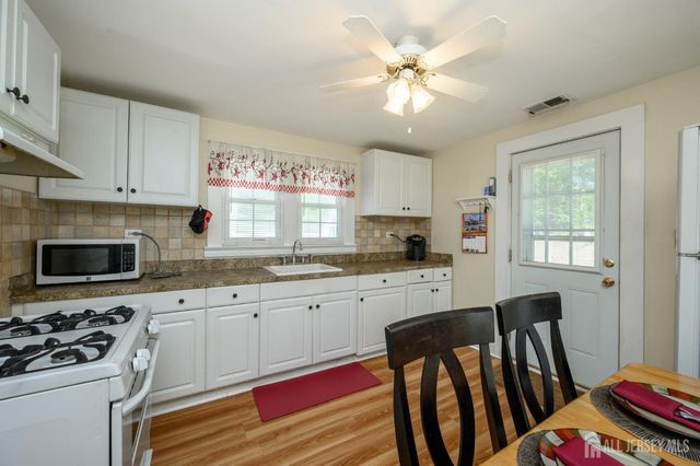 73 Walnut Street, Spotswood, NJ 08884