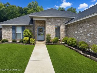 551 Silver Hill Drive, Pearl, MS 39208