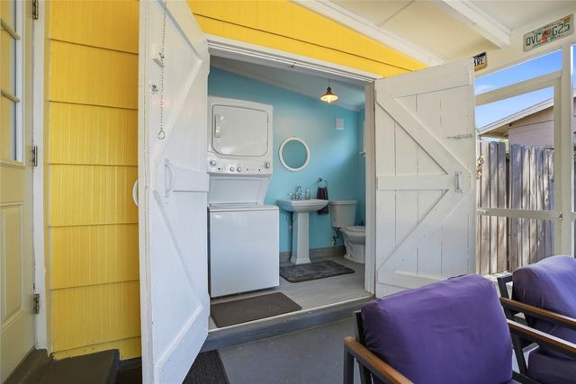 4420 NEPTUNE DRIVE SE, St Petersburg, FL 33705