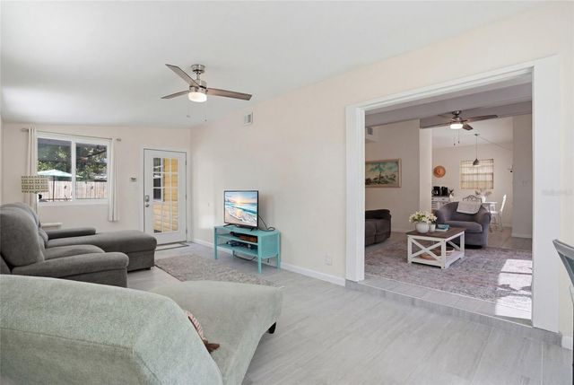 4420 NEPTUNE DRIVE SE, St Petersburg, FL 33705