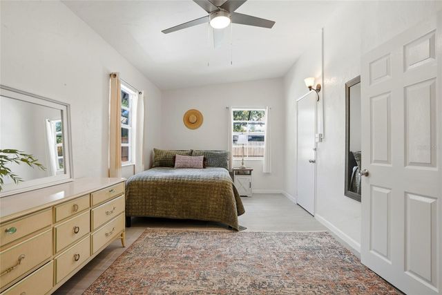 4420 NEPTUNE DRIVE SE, St Petersburg, FL 33705