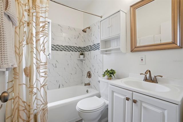 4420 NEPTUNE DRIVE SE, St Petersburg, FL 33705